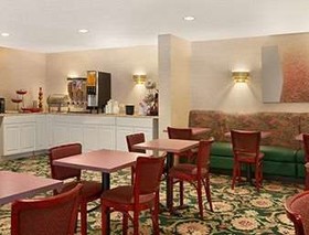 Red Carpet Inn & Suites