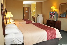 Red Roof Inn & Suites Hermitage