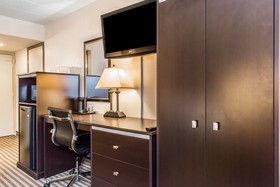 Quality Inn & Suites Indiana