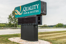 Quality Inn & Suites Indiana
