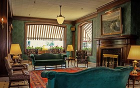 Penn Wells Hotel