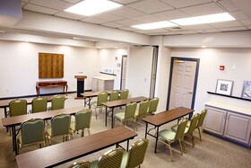 Country Inn & Suites by Radisson, Harrisburg West Mechanicsburg