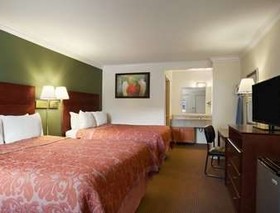 Super 8 by Wyndham Mifflinville Near Bloomsburg