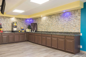 Rodeway Inn & Suites Monroeville-Pittsburgh