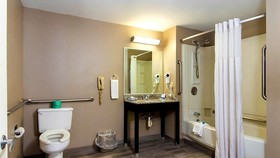 Rodeway Inn & Suites Monroeville-Pittsburgh