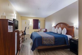 Rodeway Inn & Suites Monroeville-Pittsburgh