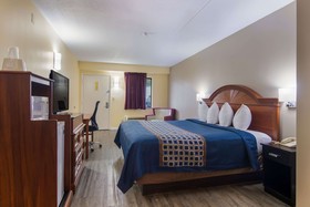Rodeway Inn & Suites Monroeville-Pittsburgh