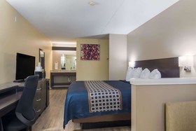 Rodeway Inn & Suites Monroeville-Pittsburgh