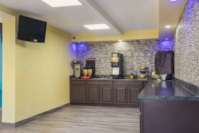 Rodeway Inn & Suites Monroeville-Pittsburgh