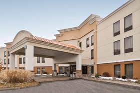 Holiday Inn Express Lewisburg/New Columbia