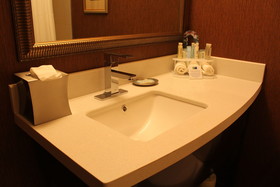 Holiday Inn Express Lewisburg/New Columbia