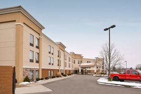 Holiday Inn Express Lewisburg/New Columbia