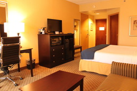 Holiday Inn Express Lewisburg/New Columbia