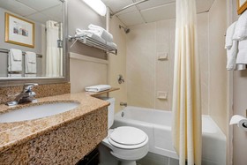 Clarion Hotel And Conference Center Harrisburg West