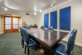 Clarion Hotel And Conference Center Harrisburg West