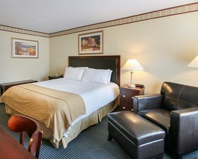 Clarion Inn & Suites New Hope-Lambertville