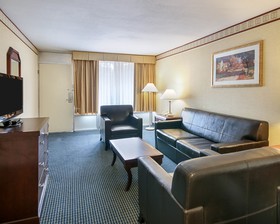 Clarion Inn & Suites New Hope-Lambertville