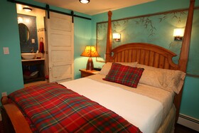 Alpenhof Bed and Breakfast