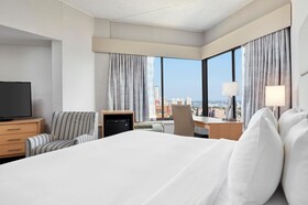 DoubleTree by Hilton Hotel Philadelphia Center City