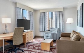 DoubleTree by Hilton Hotel Philadelphia Center City