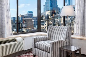 DoubleTree by Hilton Hotel Philadelphia Center City