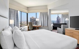 DoubleTree by Hilton Hotel Philadelphia Center City
