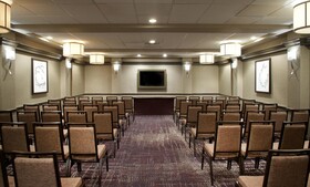 Embassy Suites by Hilton Philadelphia Airport