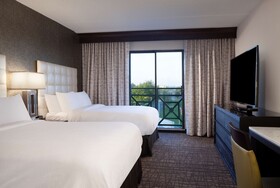 Embassy Suites by Hilton Philadelphia Airport