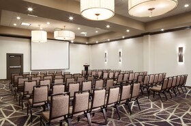 Embassy Suites by Hilton Philadelphia Airport