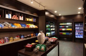 Embassy Suites by Hilton Philadelphia Airport