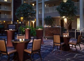 Embassy Suites by Hilton Philadelphia Airport
