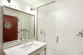 Four Points by Sheraton Philadelphia City Center