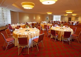 Four Points by Sheraton Philadelphia Northeast