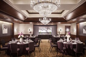 The Logan Philadelphia, Curio Collection by Hilton