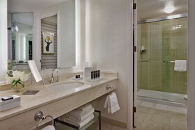The Logan Philadelphia, Curio Collection by Hilton