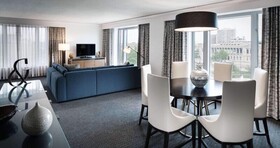 The Logan Philadelphia, Curio Collection by Hilton