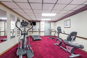 Days Inn by Wyndham Pittsburgh