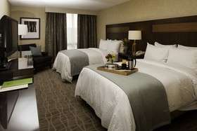 DoubleTree by Hilton Hotel Pittsburgh - Green Tree