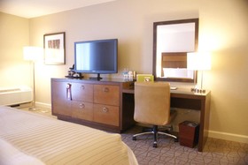 DoubleTree by Hilton Hotel Pittsburgh - Green Tree