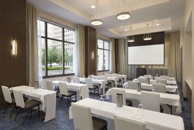 Embassy Suites by Hilton Pittsburgh Downtown