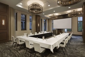 Embassy Suites by Hilton Pittsburgh Downtown