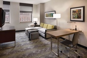 Embassy Suites by Hilton Pittsburgh Downtown