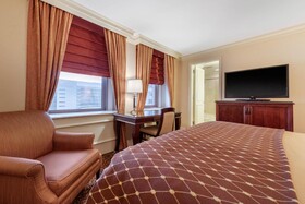 Omni William Penn Hotel