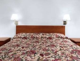 Knights Inn Pittston