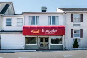 Econo Lodge Airport