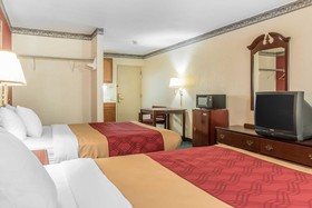 Econo Lodge Airport