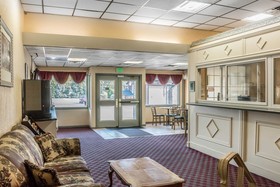 Econo Lodge Airport