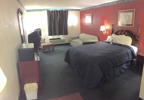 Econo Lodge Airport