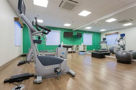 Holiday Inn Express & Suites Reading