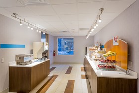 Holiday Inn Express & Suites Reading